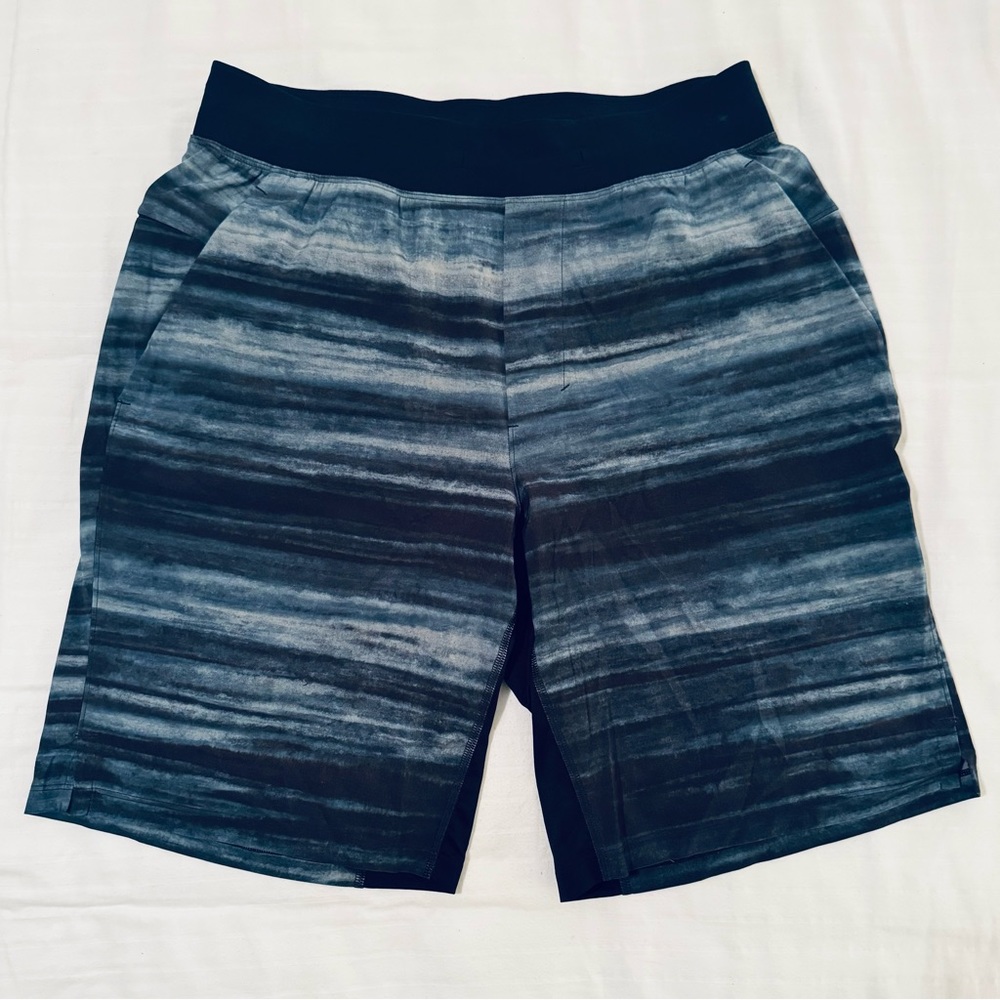 Men’s Lululemon T.H.E. Linerless Short 9" Size M
